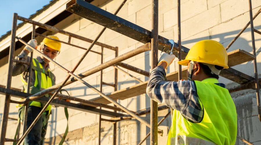 Professional gutter cleaning in Newell, SD